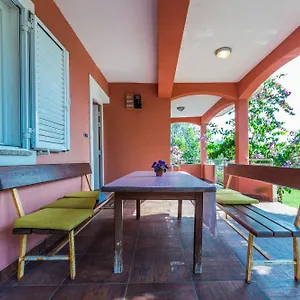 Apartment Carmen Bibinje